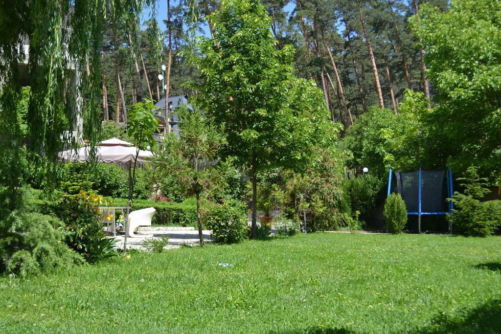Motion Hotel Borjomi Exteriör bild
